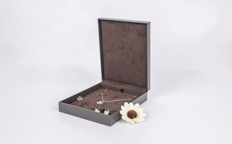 木质首饰套盒.jpg 木质首饰套盒.jpg